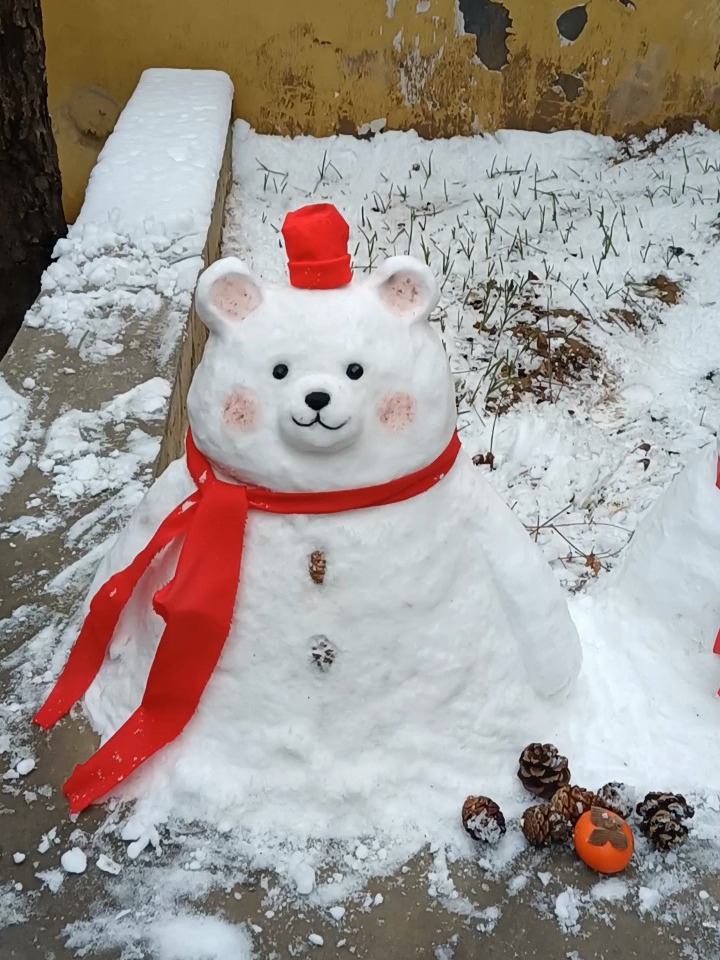 冬日趣事，一起动手堆个雪人吧！