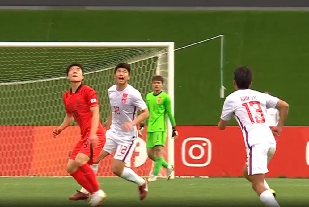 U20国足单刀梦碎！情绪崩溃的背后，究竟是谁的责任？